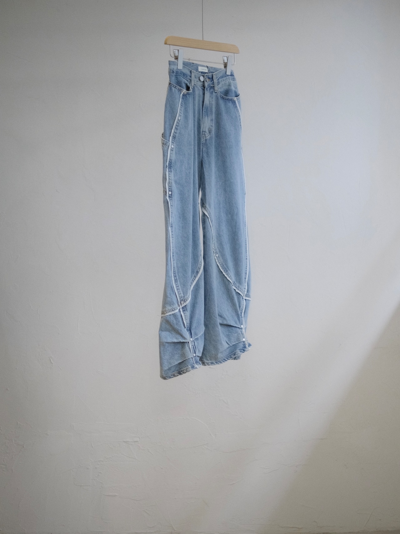 Curve Utility Denim Pants  / BLUE - 7