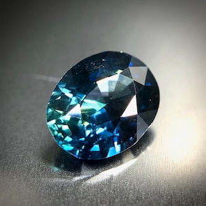 エロティックな"ティールブルー"の輝き 1.2ct 天然ブルーサファイア