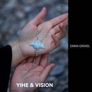 氷霧の夜に舞う月光セラミックモスのドリームネックレス　E00652