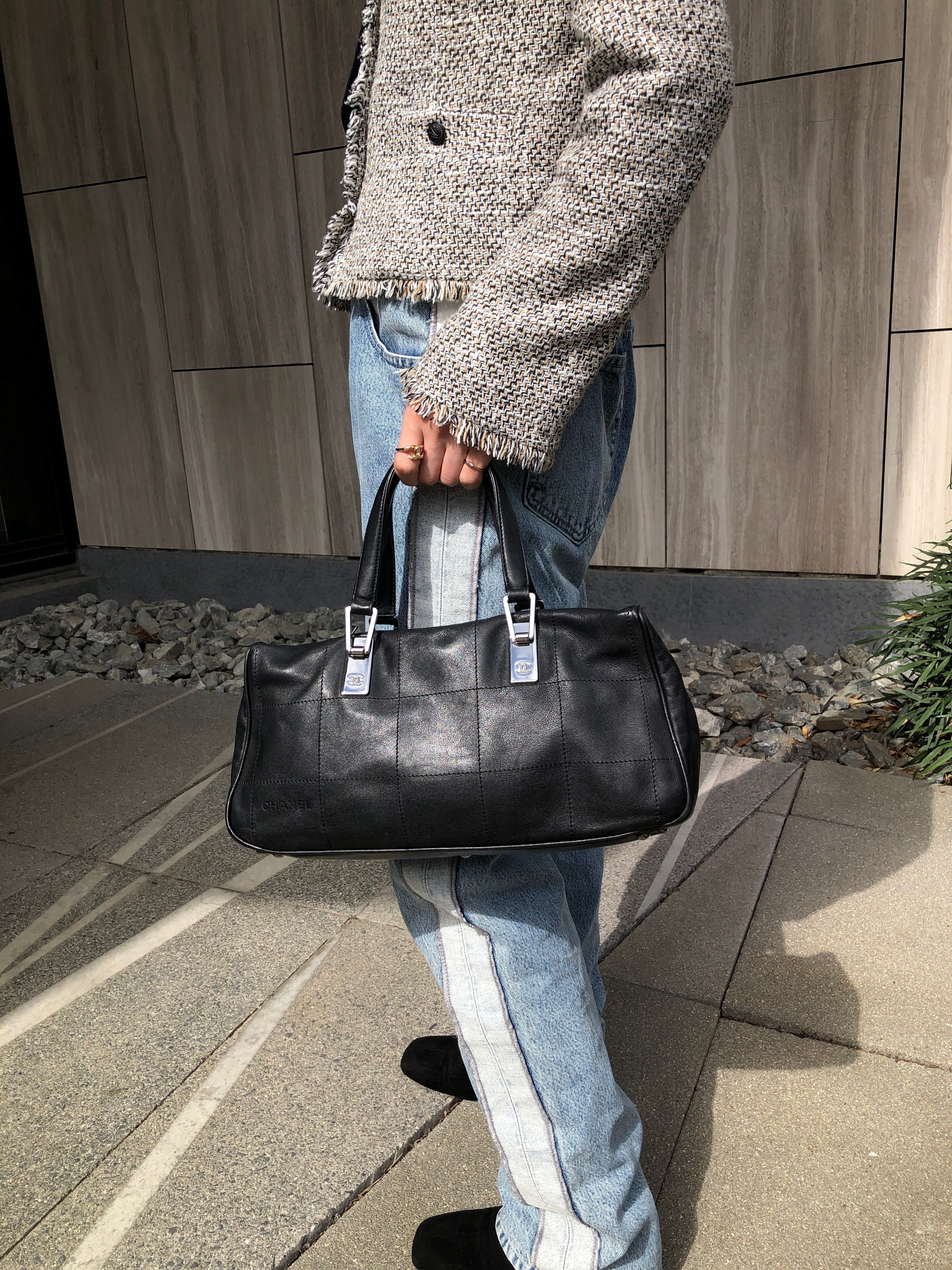 【美品】CHANEL ブラック ハンドバッグ CHANEL シャネル チョコバー ハンドバッグ ブラック レザー ミニ