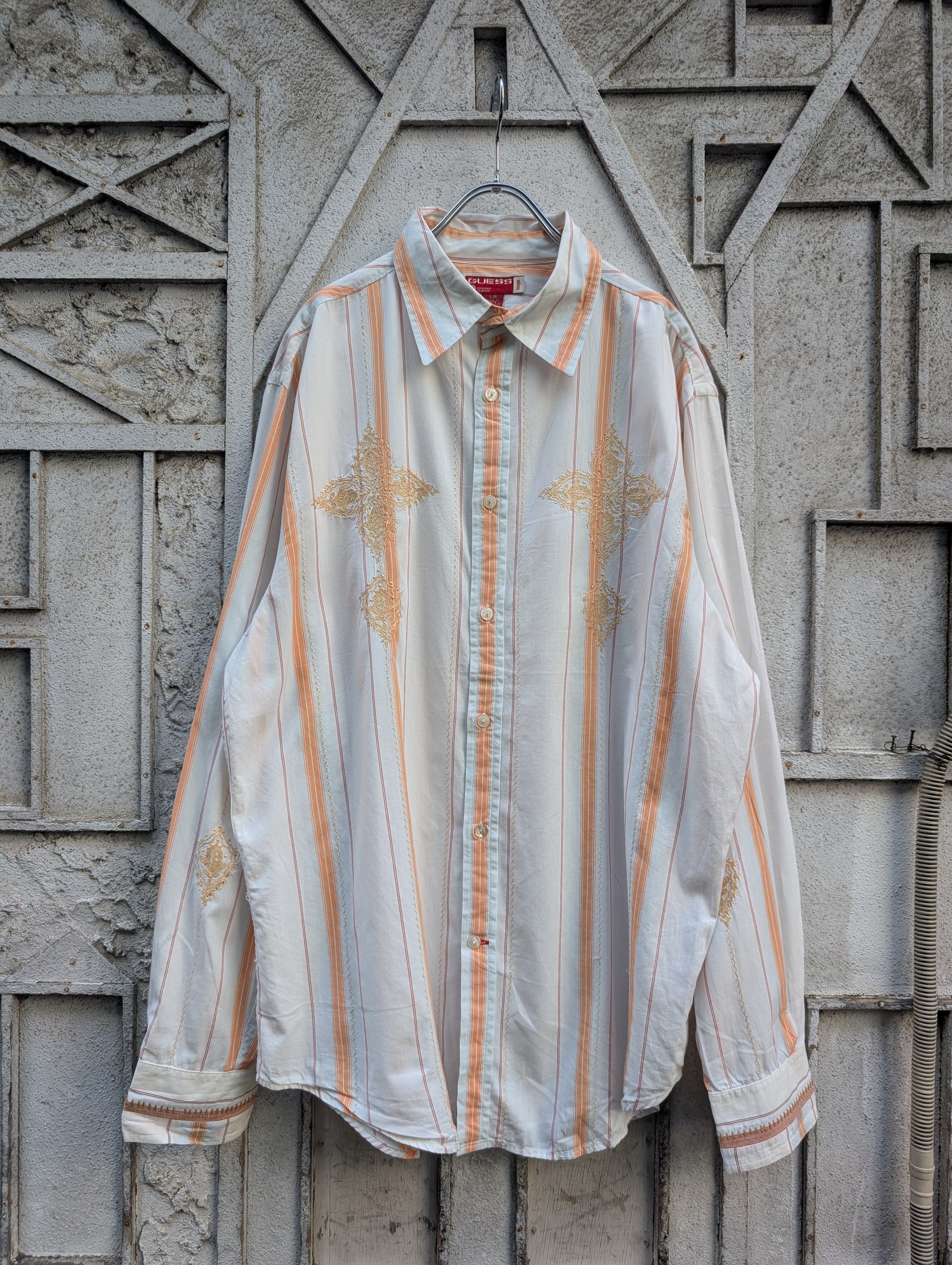 "GUESS" embroidery & stripe shirt