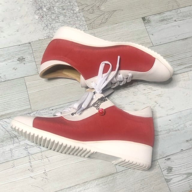 和ごころスニーカー【本革(白)✖️絹*日本茜染】