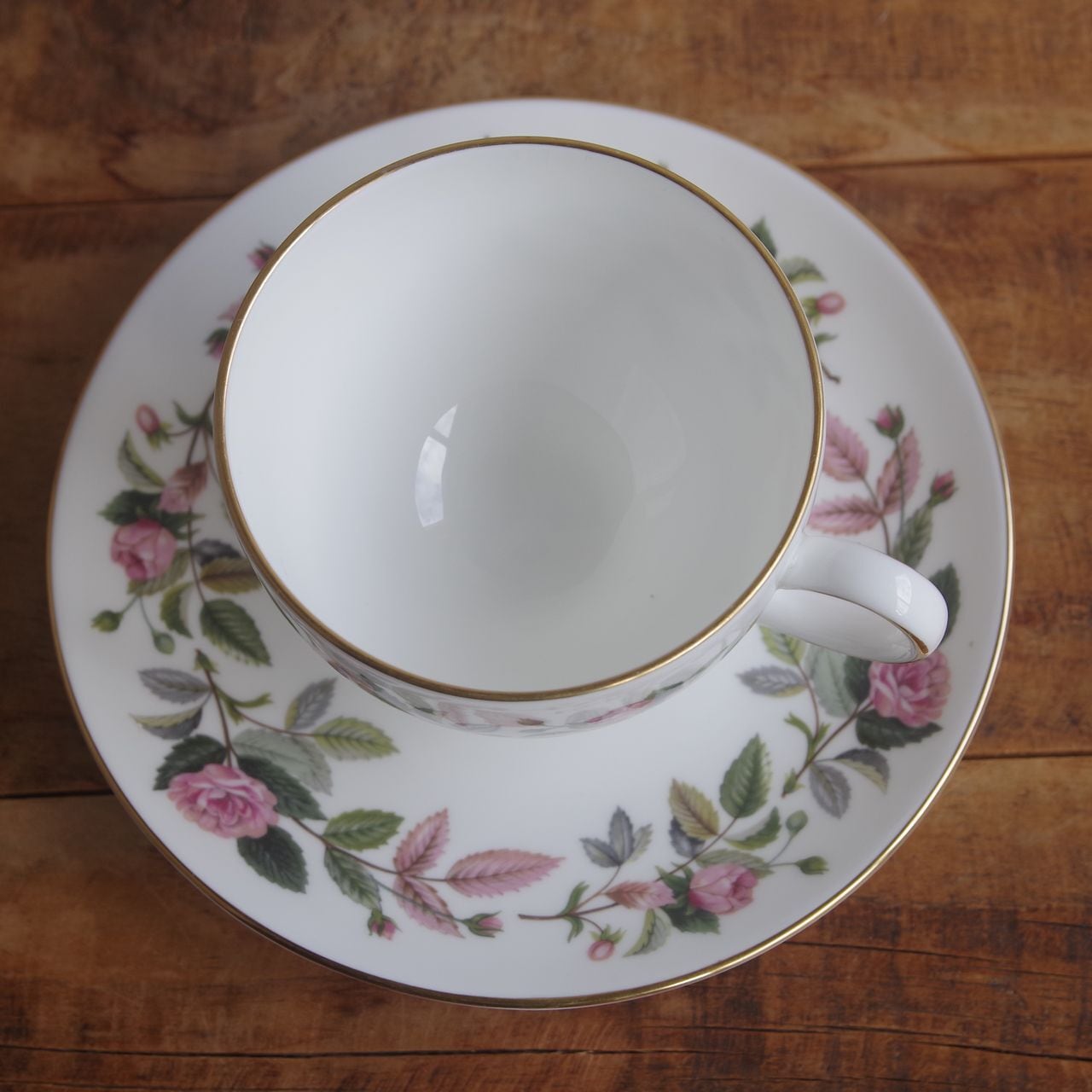 ウェッジウッド ハザウェイローズ コーヒーカップ ソーサー Wedgwood