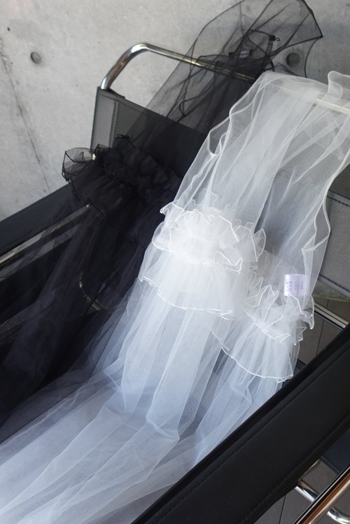 (select)チュールフリルワンピース