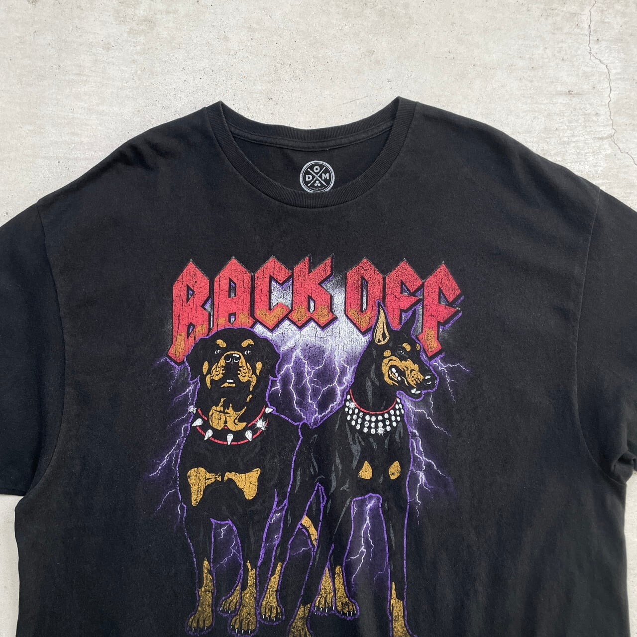 DOM BACK OFF ドーベルマン イヌ 犬 DOG アニマルプリント Tシャツ
