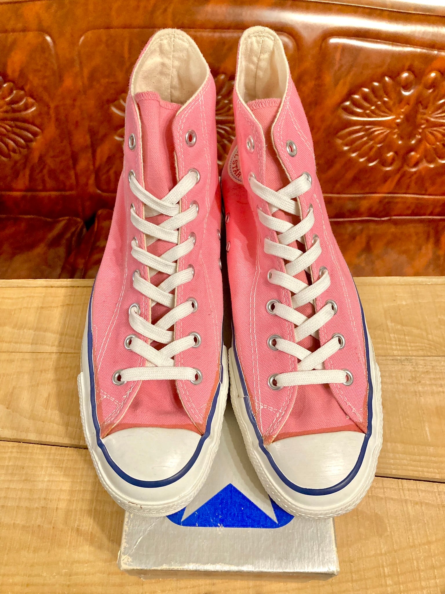 ピンクハイカットコンバース　converse オールスター　箱付き