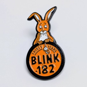 送料無料！ ★ピンズ PINS★ピンバッジ 【 ブリンク 182 （blink-182）】時計とうさぎ（バニー） 〚アメリカン雑貨 アメトイ〛