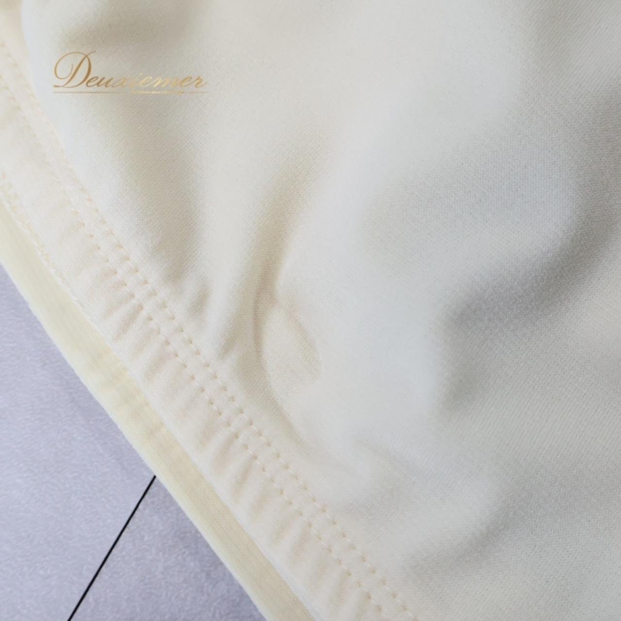 社交ダンス 衣装 チャコット Chacott トップス スカート アイボリー 無地 伸縮 ストレッチ レース パーティ 発表会 クリーム ホワイト系 イエロー系 Mサイズ おしゃれ ダンス フレア シンプル レディース