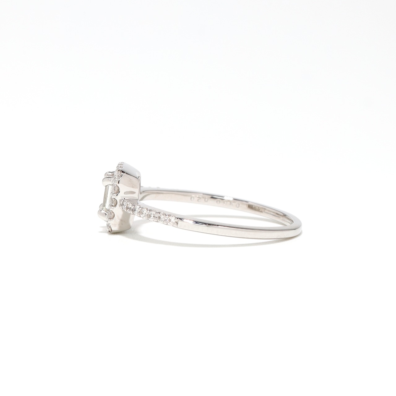 ダイヤモンド デザインリング pt950 / VS2 / M / 0.300ct / 0.200ct