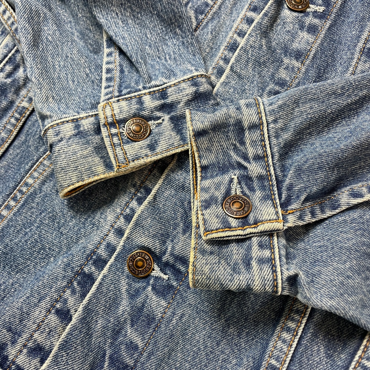 90年代 クロアチア製 Levi