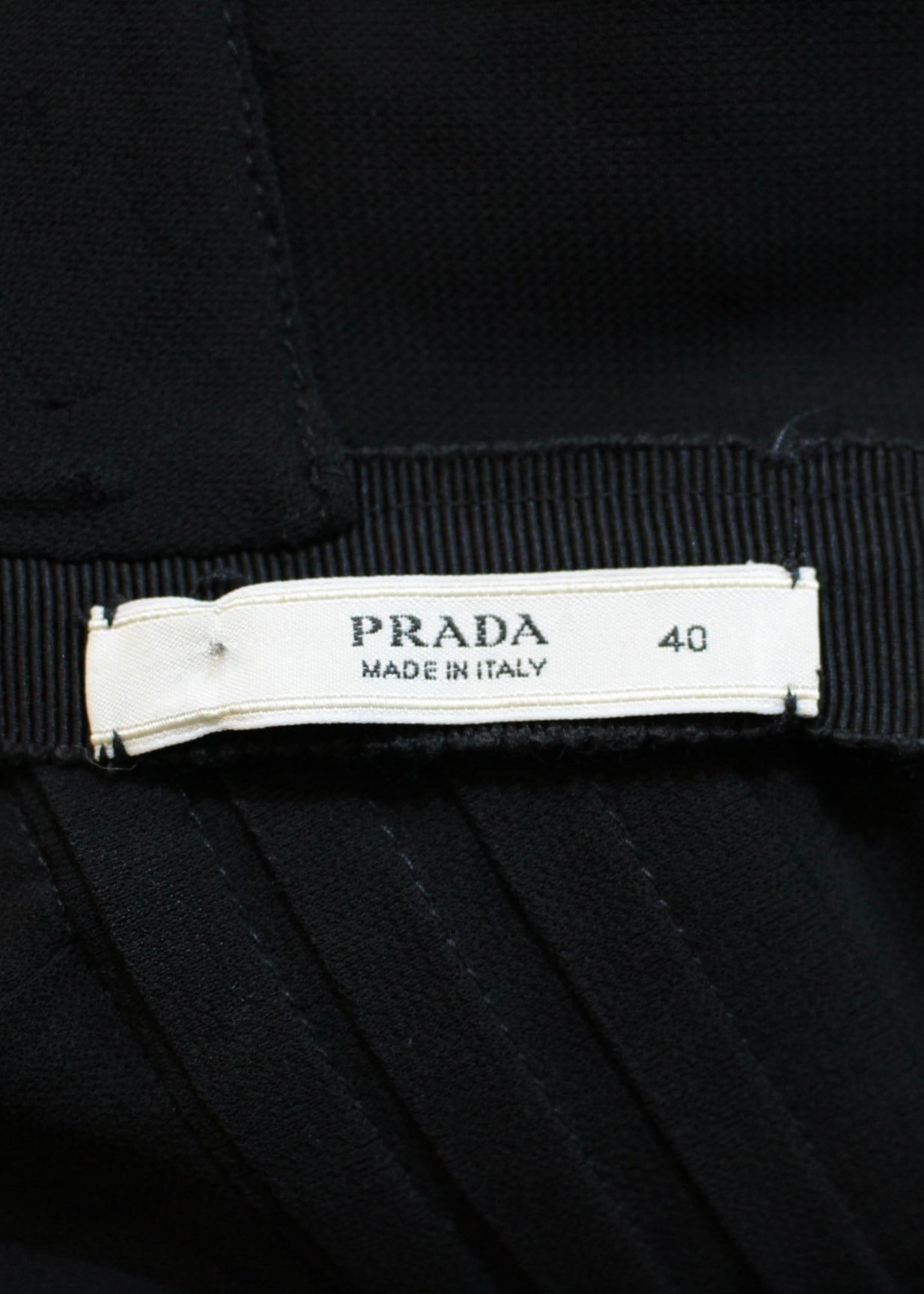 【PRADA】プラダ 40 シルク ドレス タグ付 MADE IN ITALY PRADA】プラダ 40 シルク ドレス タグ付 MADE IN ITALY - メルカリ