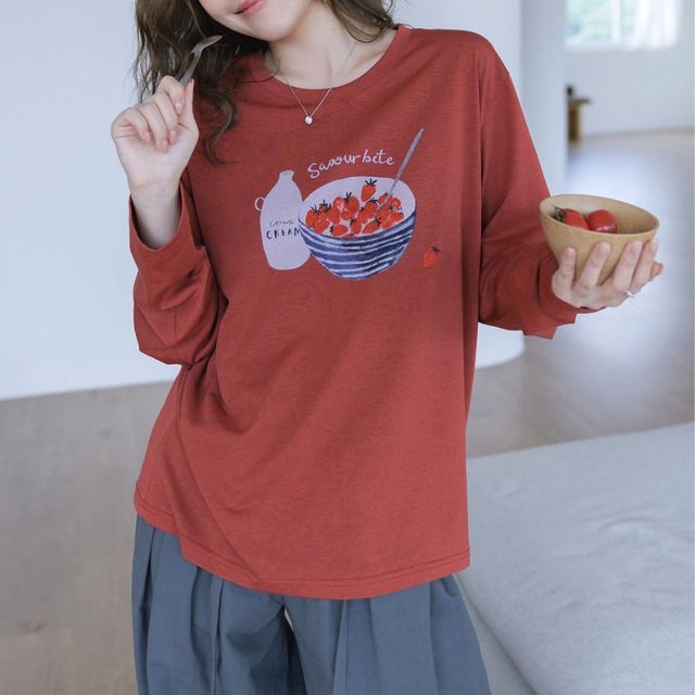 vintage strawberry bowl print tee  e2100