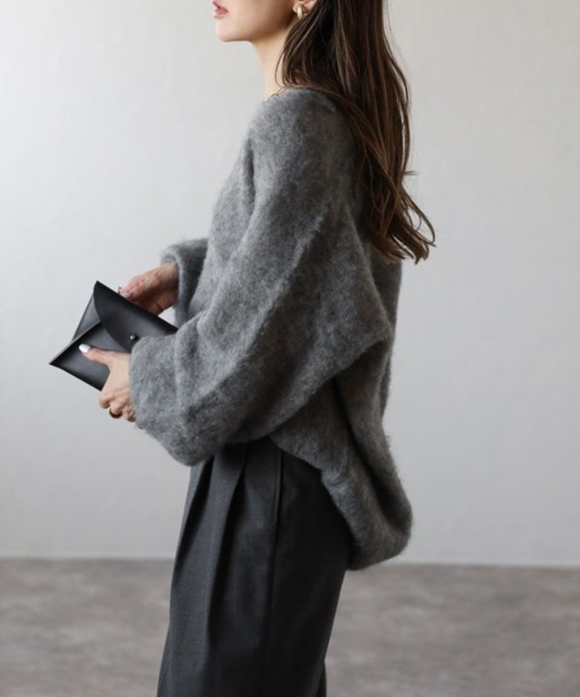 カシミアタッチニットプルオーバー