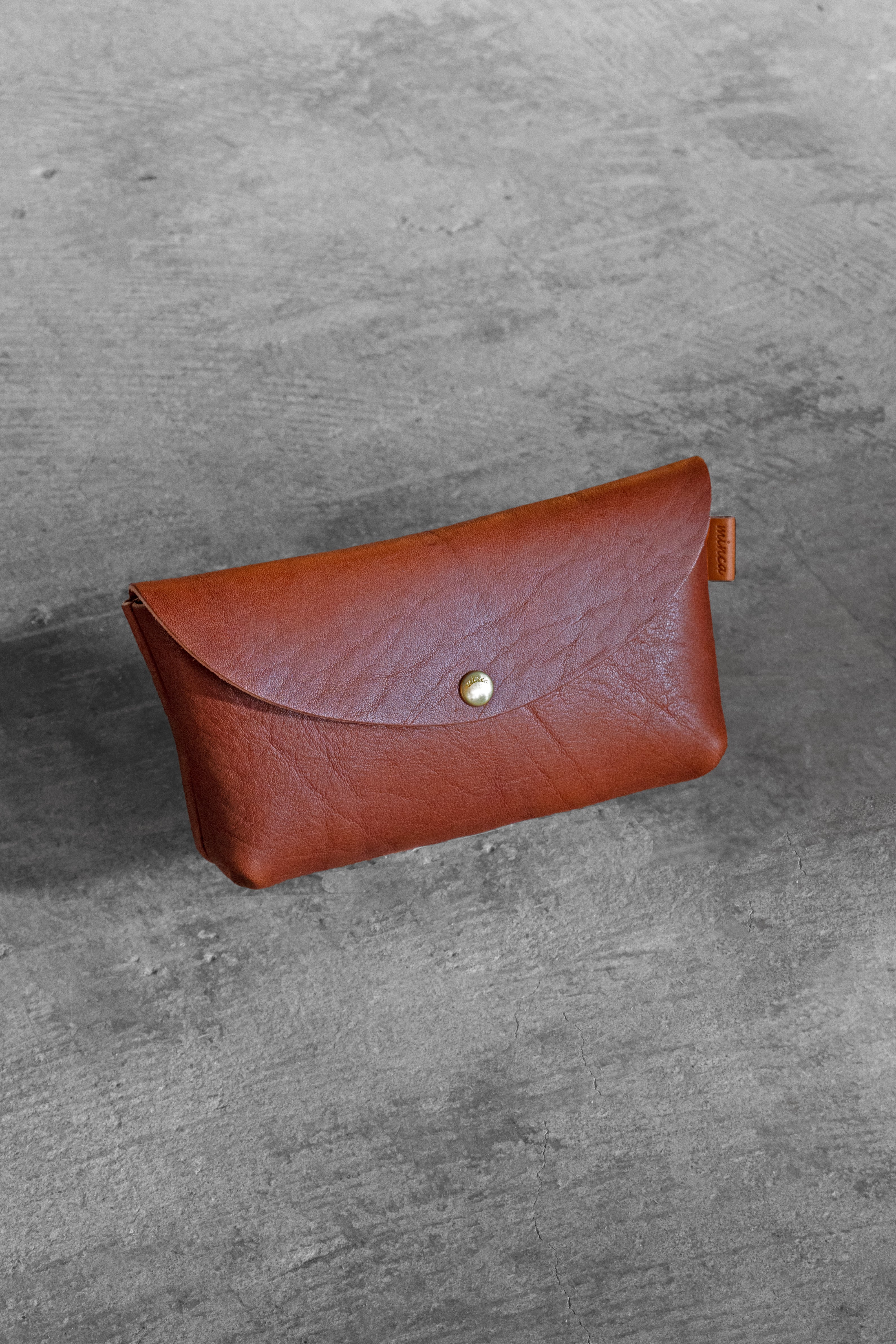 Pouch 02 / M | 高級皮革ならminca｜栃木レザーのバッグ 財布 名刺入 小物