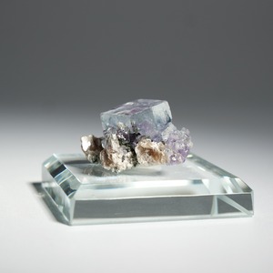 ヤオガンシャン産 フローライト 共生 / 原石 標本【E_1】