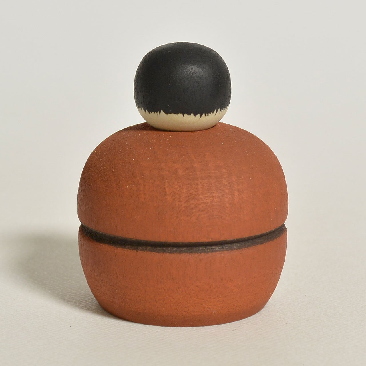 マカロンちゃんこけし 約1.5寸 約4.5cm 鈴木明 工人（作並系）#2414