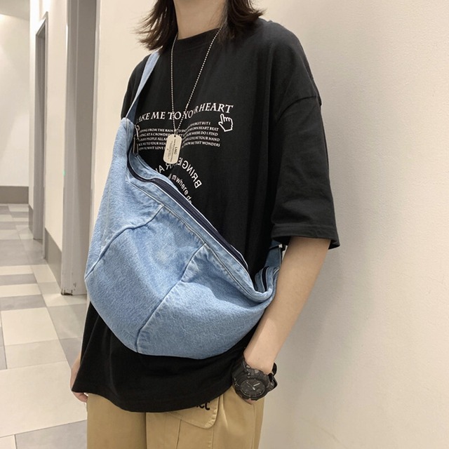【送料無料】 2色 バッグ レディース メンズ クロスボディ バック デニム ショルダーバッグ 鞄 かばん カバン 斜めがけ ユニセックス 男女兼用 ペア ショルダー ボディバッグ メッセンジャーバッグ ポシェット 個性的 ブルー 青 ライトブルー 内ポケット カジュアル ボーイッシュ ジッパー ファスナー ネイビー 紺 お洒落 人気 トレンド アイテム 韓国 ファッション マニッシュ コーデ 通学 デート 学生 休日 公園デビュー お出かけ レジャー 普段使い 春 秋 大容量 収納力 db1471