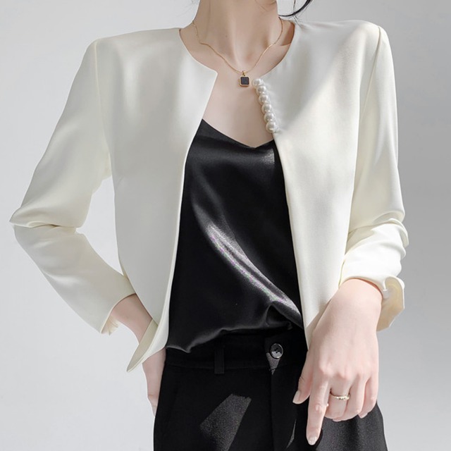 ノーカラー パール ショートジャケット-ホワイト