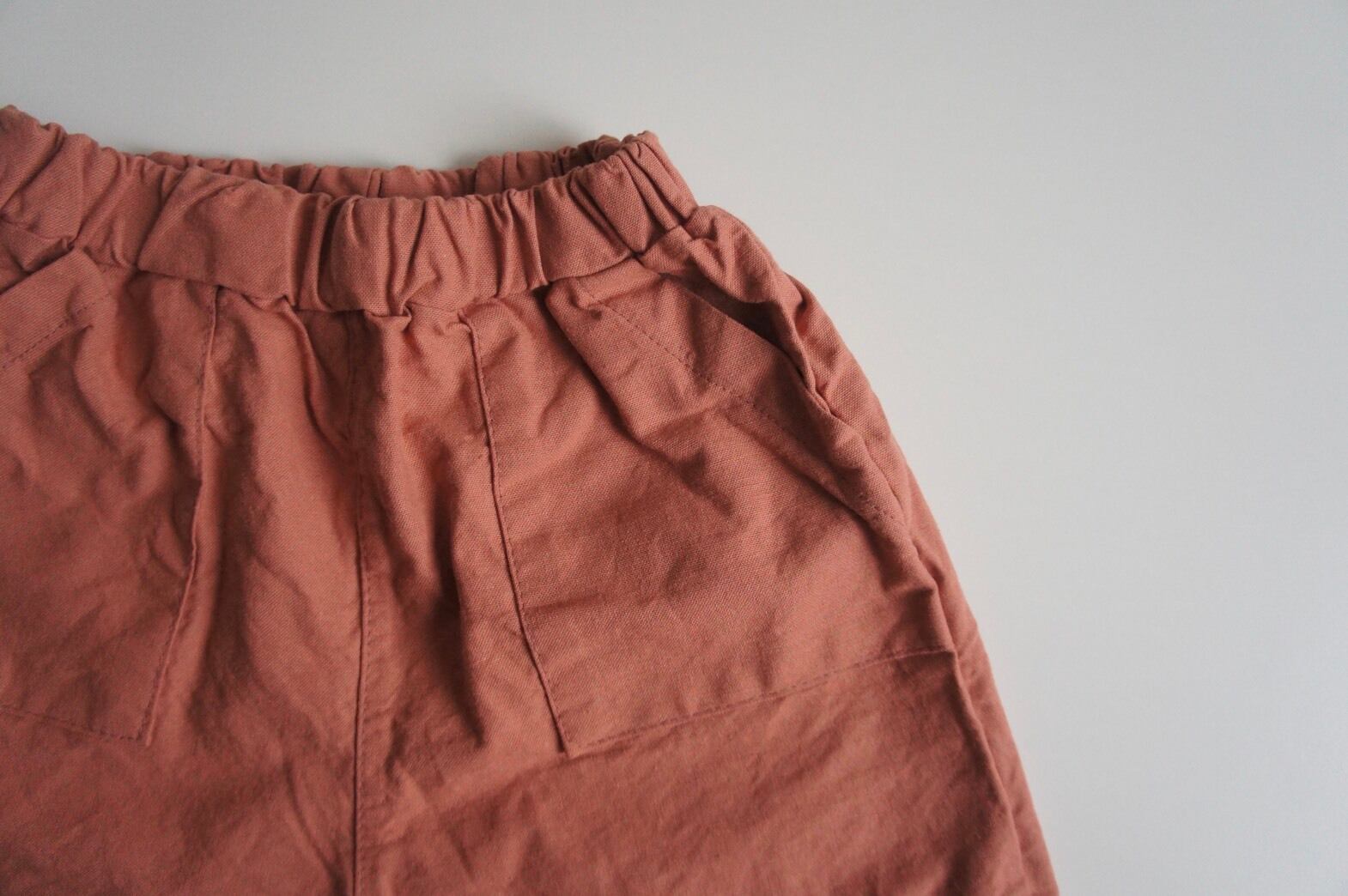 simple short pants