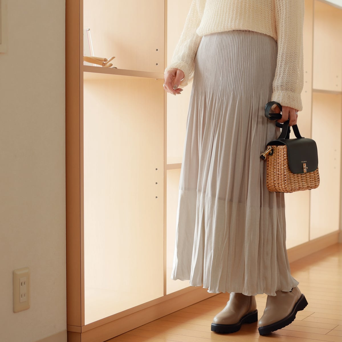 ADAWAS (アダワス) ダルサテン切替 マジックプリーツ スカート