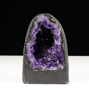 1.6Kg アメジストドーム ウルグアイ産 アメジスト ドーム ジオード 原石 置物 カペーラ 一点物 174-2250