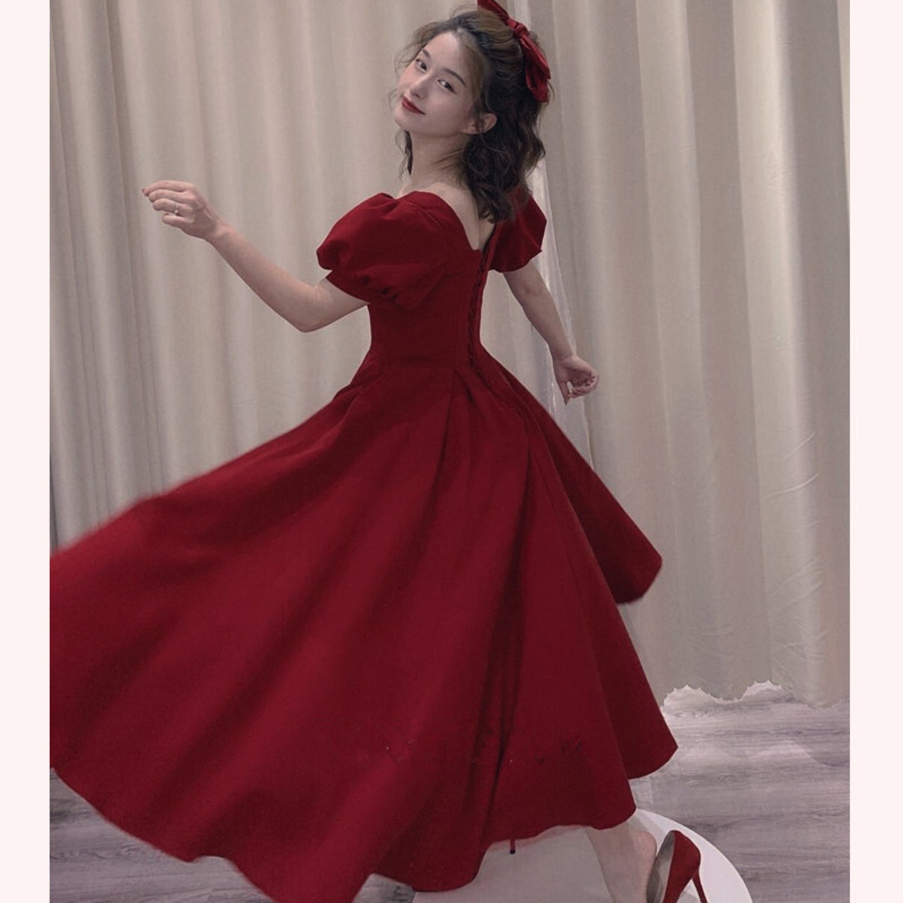 美品！パーティードレス ワインレッド パフスリーブ ミディアムドレス  