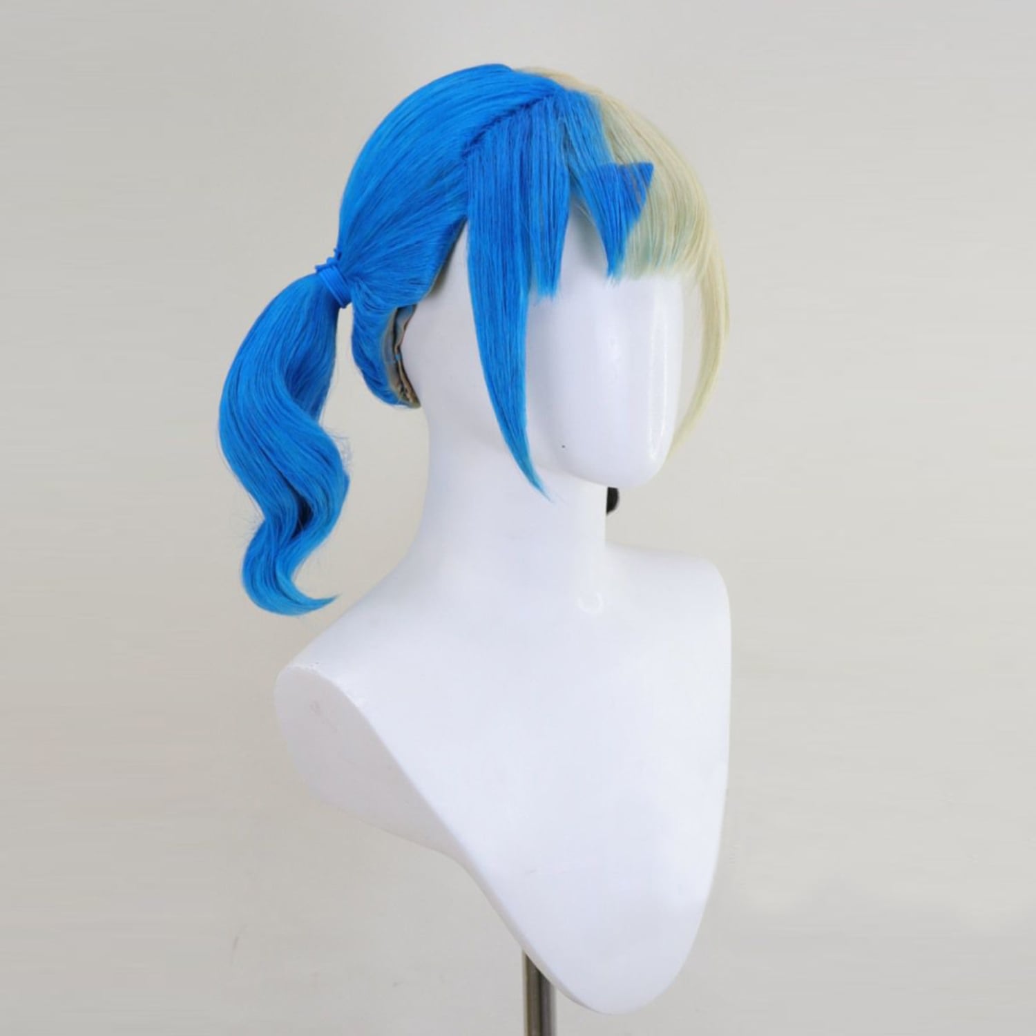 コスプレ耐熱ウィッグ コスプレ耐熱ウィッグ オーダー キャラクター