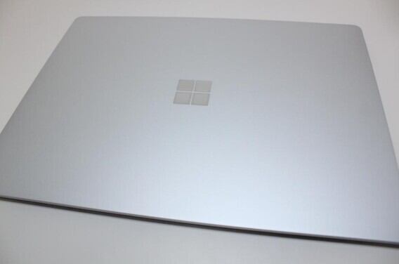 Surface Laptop 2/intel Core i5/128GB/メモリ8GB/ノートパソコン