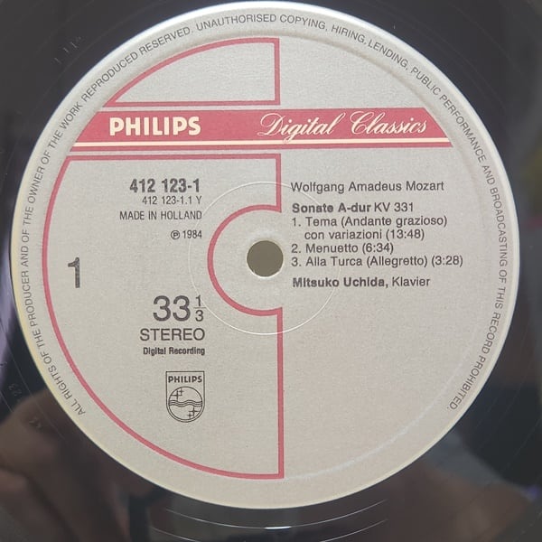 Wolfgang Amadeus Mozart, Mitsuko Uchida / 2 Sonatas [28PC-112 412 123-1] - 画像3