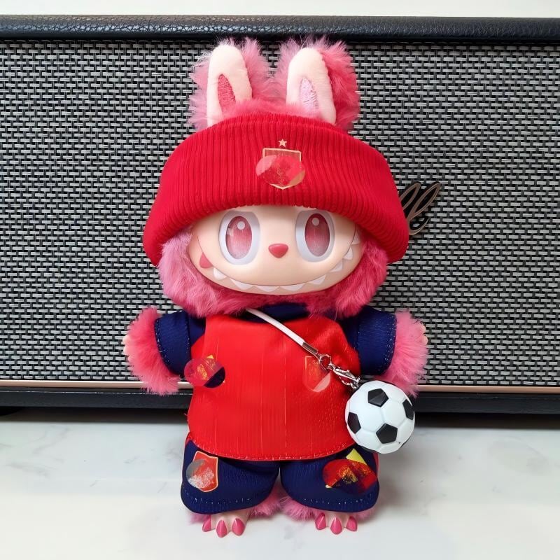 Labubu 1-3代用 サッカー トップス+パンツ+帽子+ボールチャーム+靴