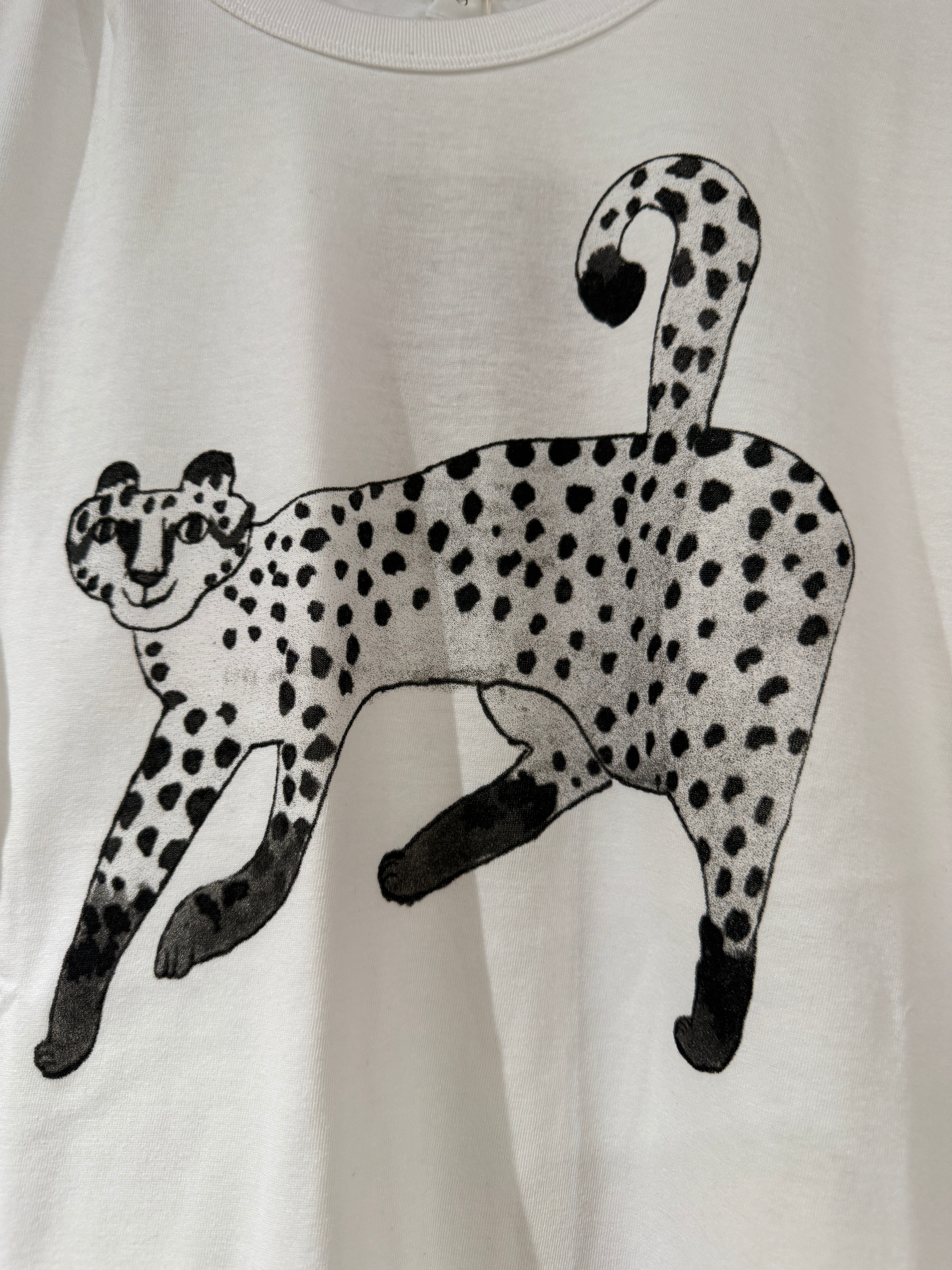 ホワイト チーター チーター