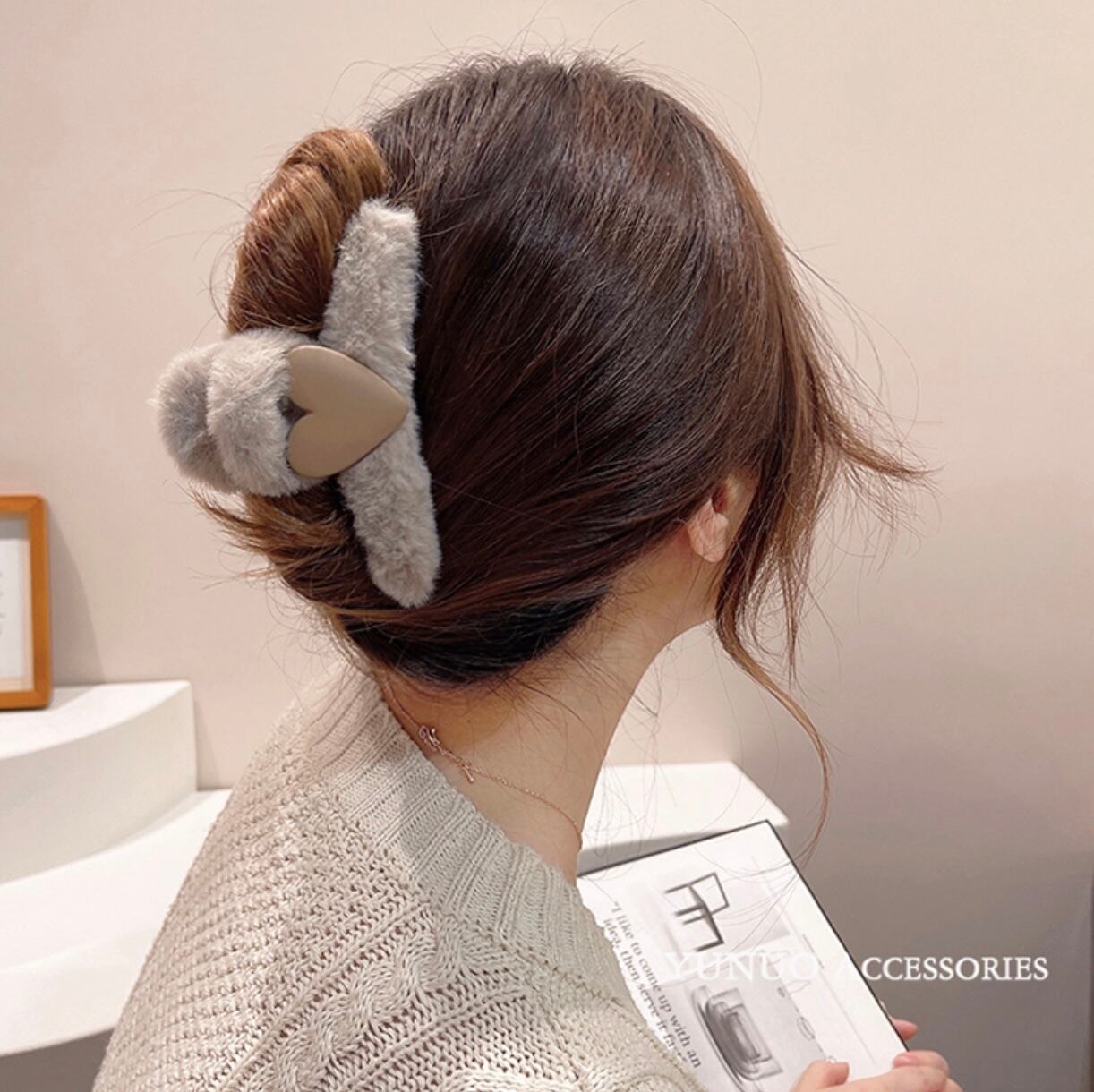 選べる 2個セット ファー ヘアクリップ ヘアスタイル ヘアアクセサリー ハート 選べる 5カラー ガーリー レトロ ラテカラー アレンジ かわいい Lamitte Deco トレンド 韓国ファッション ショップ Base店