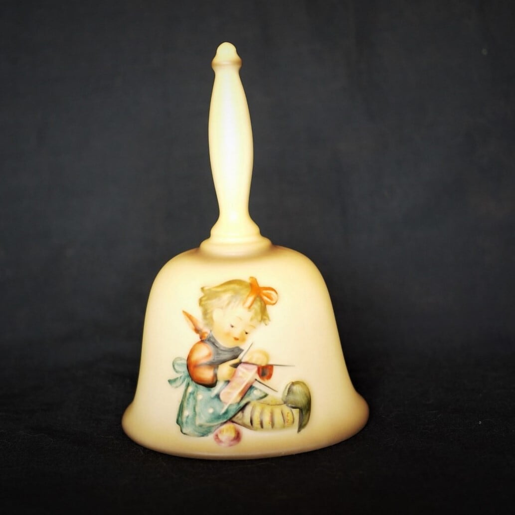 Goebel ゲーベル Hummel フンメルベル Anuual Bell 1983