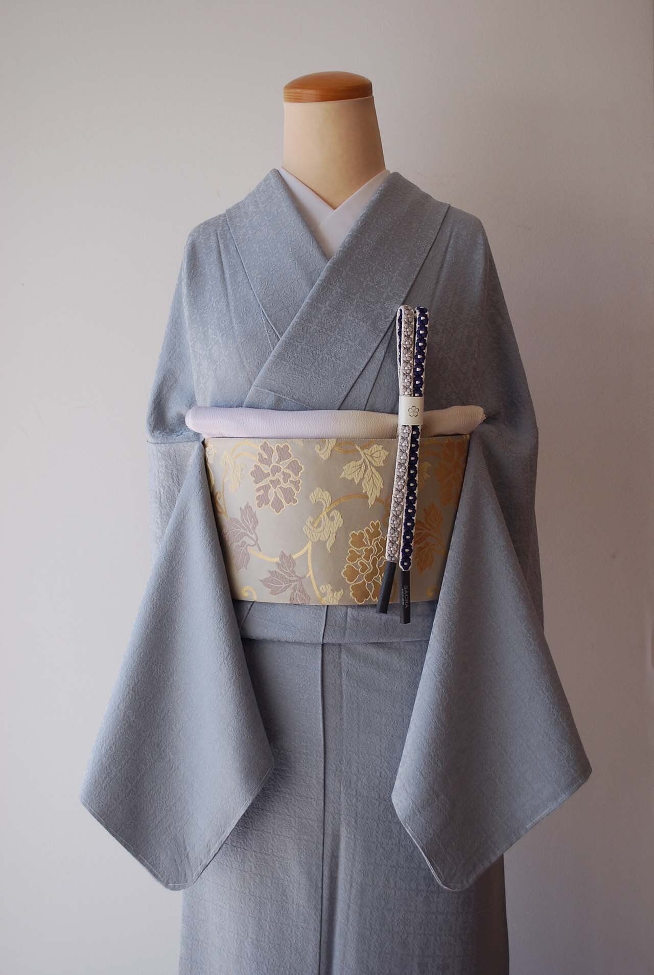 なごや帯お譲りします。素敵なお着物に なごや帯】箔屋清兵衛 華唐草 なごや帯 | 大山キモノ・ちぇらうなぼるた
