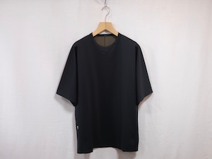 CURLY” RELAXIN D/S TEE Reversible D.OLIVE/CHARCOAL“