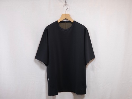 CURLY” RELAXIN D/S TEE Reversible D.OLIVE/CHARCOAL“