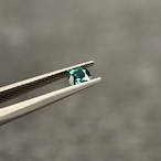 カラーチェンジジルコン 4.6x4.5mm, 0.64ct, ミャンマー産