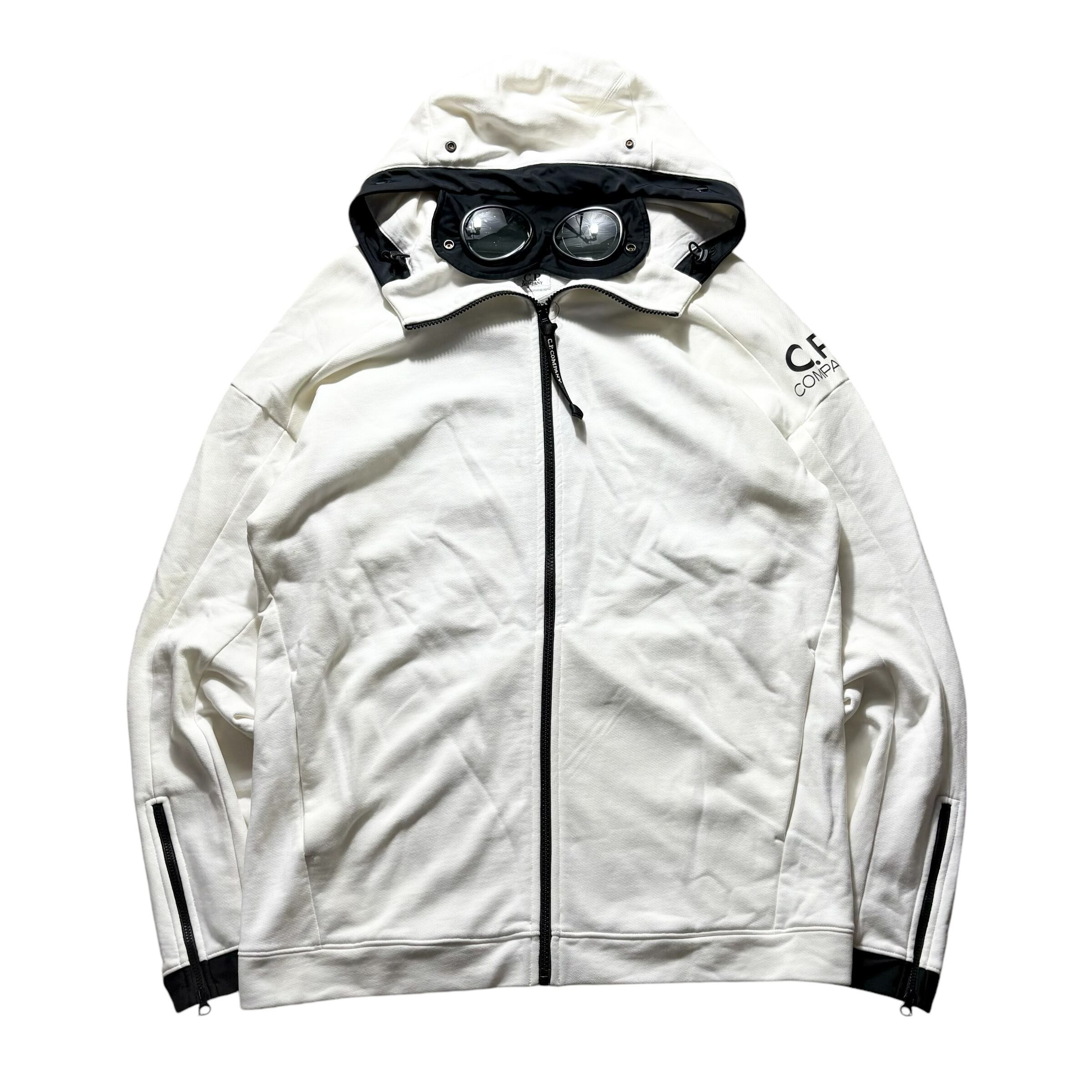 C.P.COMPANY “_019” goggle zip parka | NOIR ONLINE C.P.COMPANY “_019” goggle zip parka | NOIR ONLINE