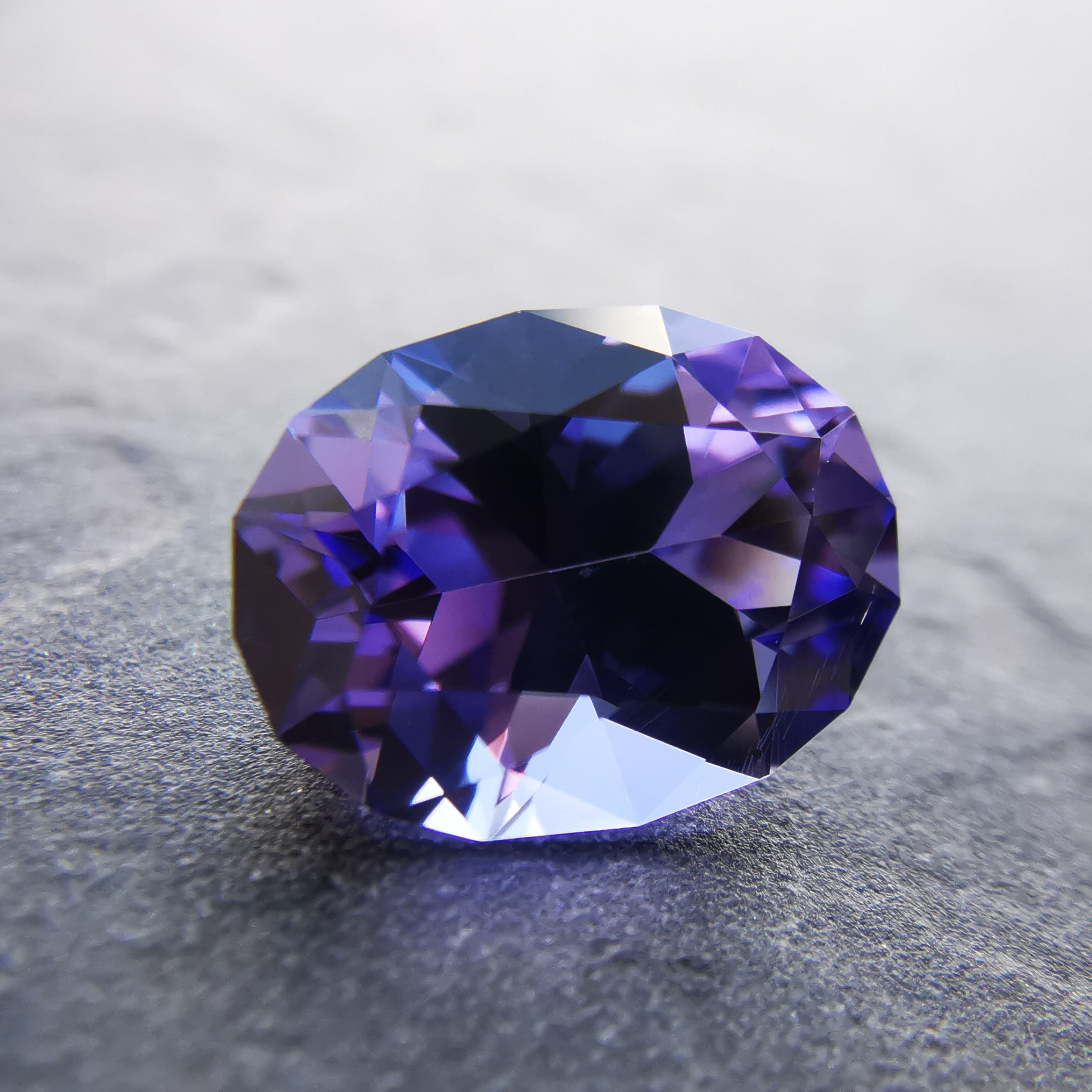 タンザナイト 1.53ct / K-0814P | Tam＆Tam Gem｜カスタムカットの宝石