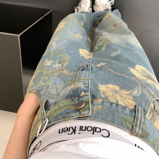 フラワープリントデザインデニムパンツ R00552