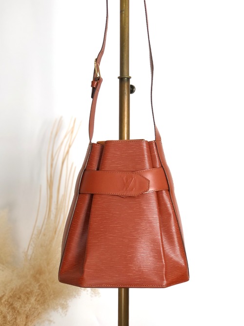 LOUIS VUITTON ルイヴィトン エピ ショルダーバッグ サックデポール ケニアブラウン レザー 巾着 vintage ヴィンテージ オールド t3tdjx