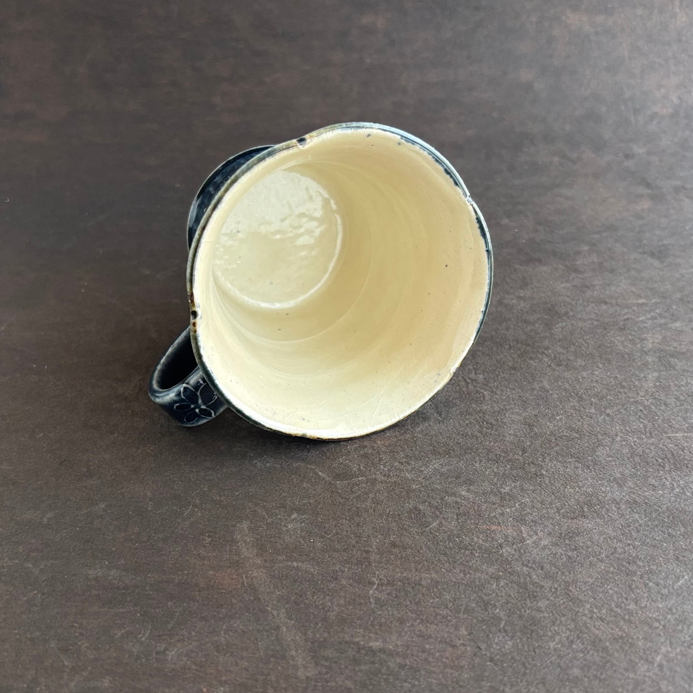 土和のルリエフ　藍釉　お花形ミニマグカップ