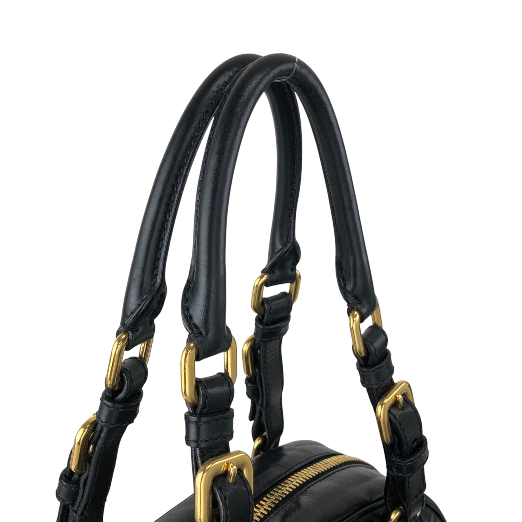 PRADA プラダ ハンドバッグ ブラック ロゴ型押し レザー ボストン