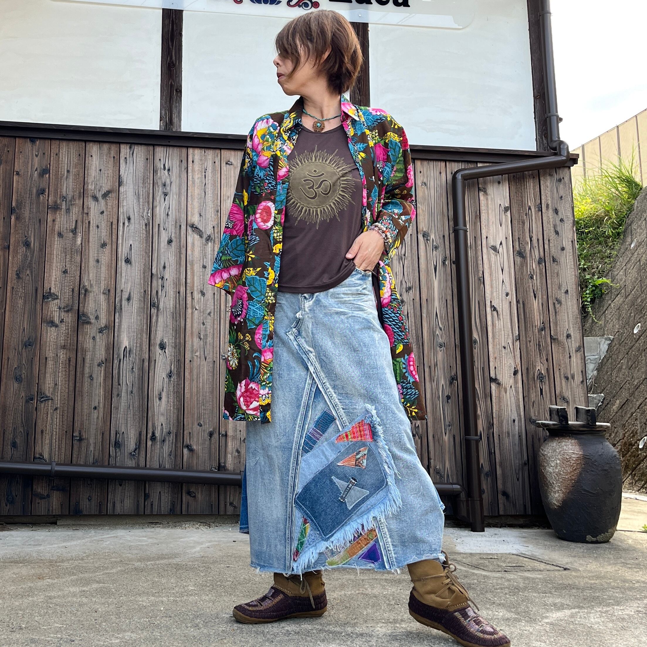 モン族リメイクデニムスカート | アジアン雑貨ルチュ 