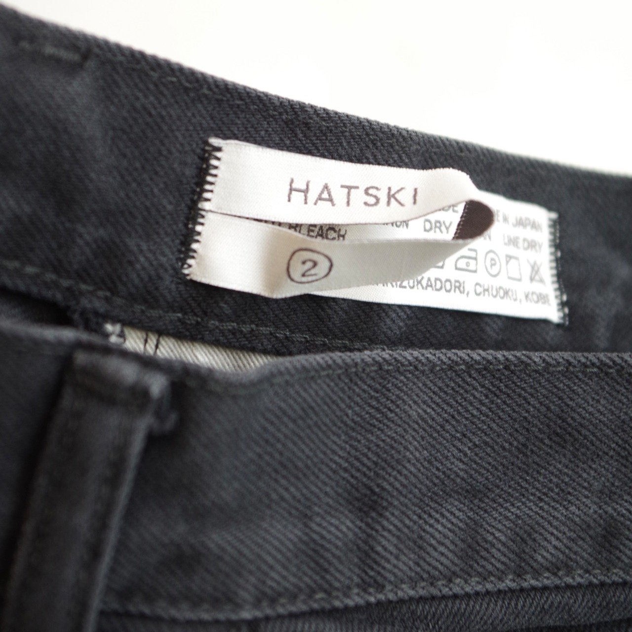 HATSKI　Wide Tapered Denim  Fade Black  HTK-Denim03