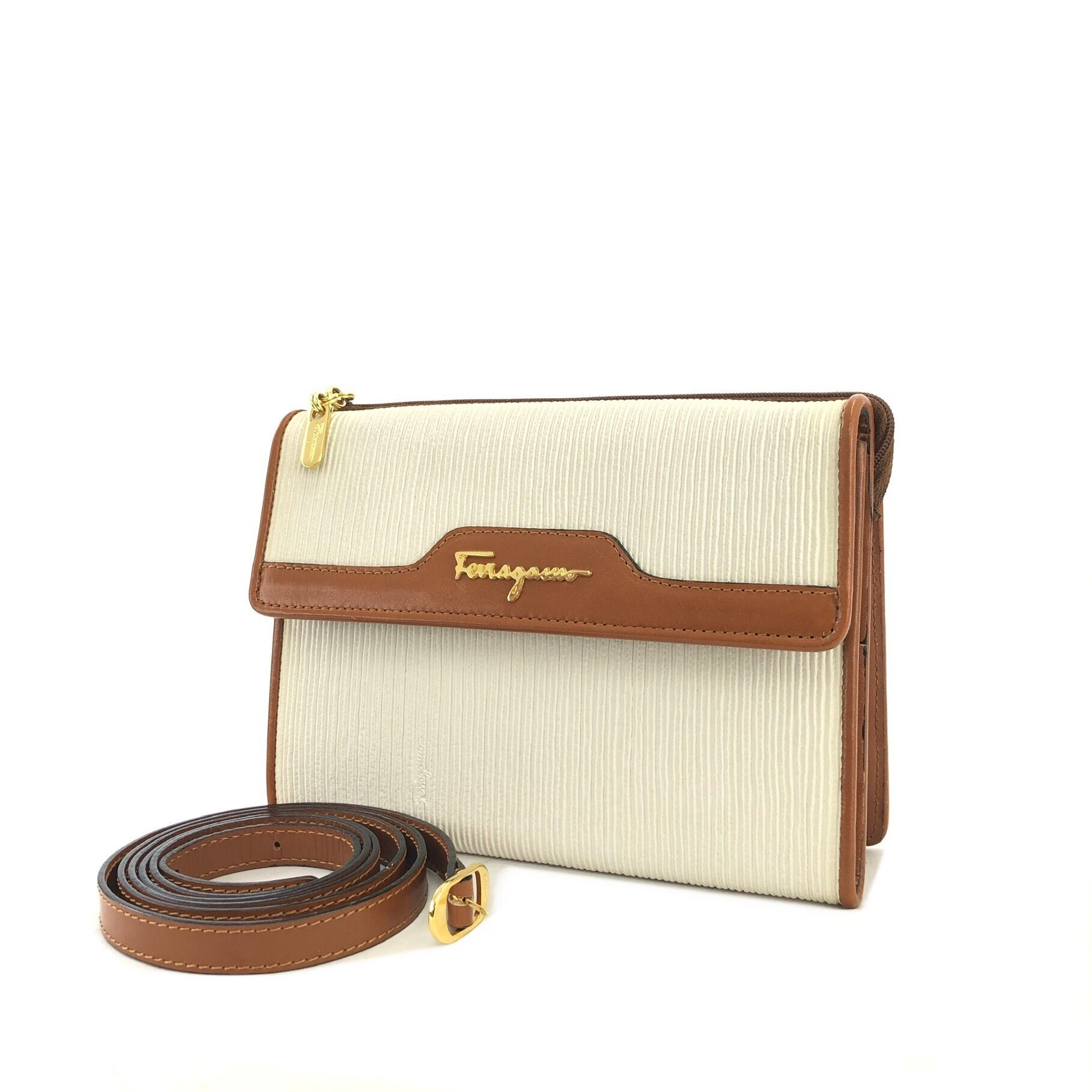 Salvatore Ferragamo サルヴァトーレ フェラガモ ロゴ コンビレザー