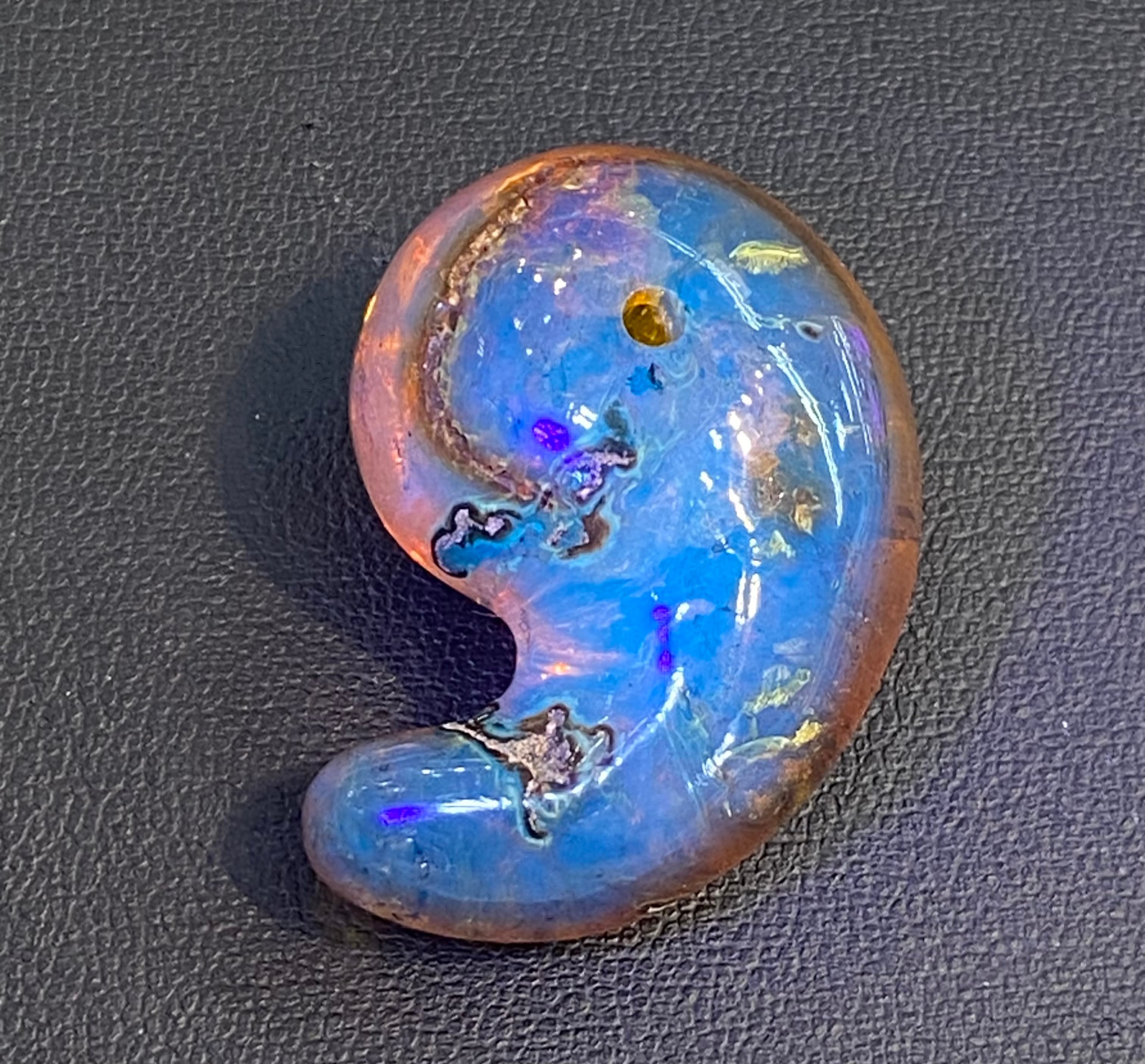 水晶・天然石アクセサリーのお店 Takara石