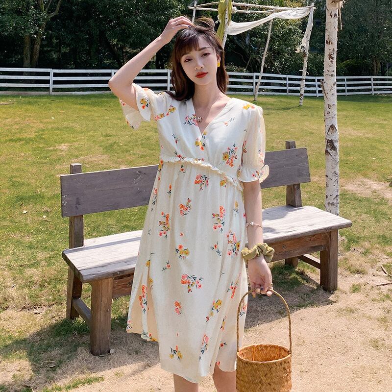 【新作】【送料無料】 マタニティドレス2020夏新バージョンのシフォン年齢を下げる花柄Vネックドレス、トレンディなマザーミドル丈マタニティドレス-アリババ サマー 夏物 expec247131545383