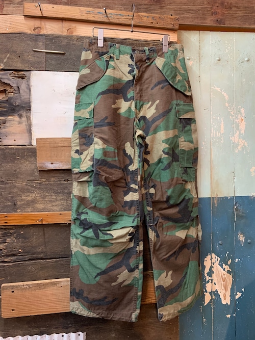 80's US ARMY WOODLAND CAMO TROUSERS