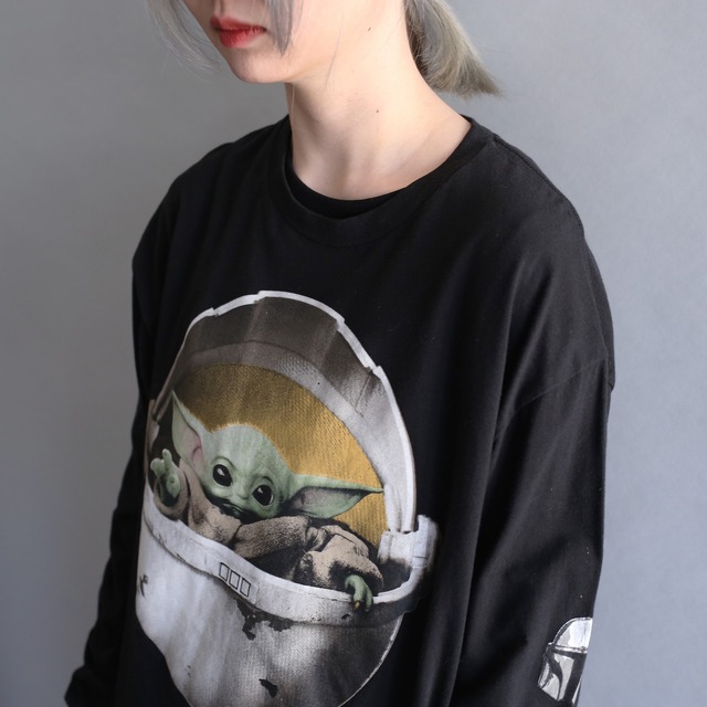 "STAR WARS" front and sleeve printed tee